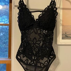 Abercrombie black lace body suit size XS